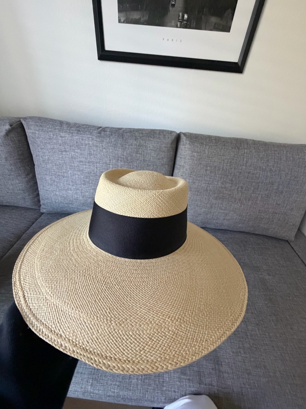 Women’s Wide-Brim Straw Sun Hat with Black Band - Picture 4 of 7